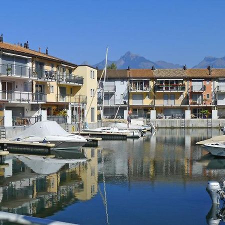 Superbe Appartement Dans La Marina Du Bouveret Port-Valais Buitenkant foto