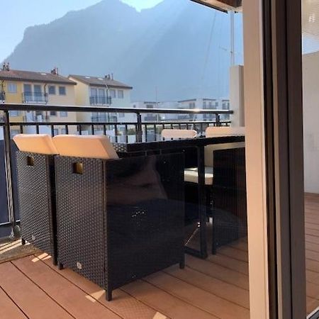 Superbe Appartement Dans La Marina Du Bouveret Port-Valais Buitenkant foto