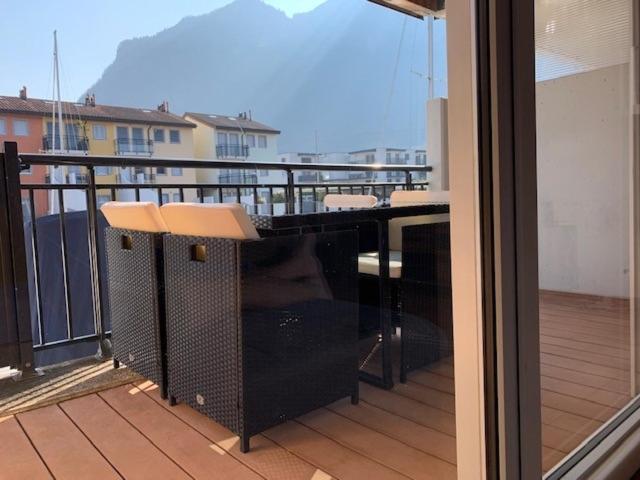Superbe Appartement Dans La Marina Du Bouveret Port-Valais Buitenkant foto